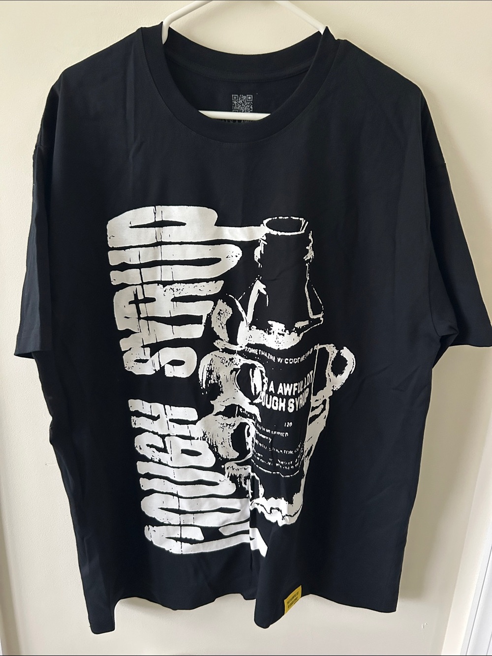 Black Graphic Short Sleeve Crewneck T-Shirt with White Bottle Print